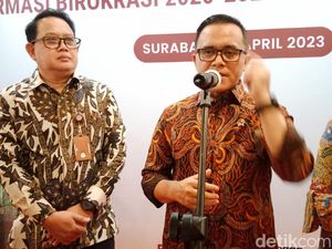 MenPAN-RB Cari Solusi Agar Tak Ada PHK Massal 2,3 Juta Honorer