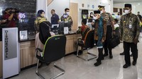 Hari kedua lawatannya ke Kalimantan Selatan, Wakil Presiden Republik Indonesia KH. Ma’ruf Amin meninjau langsung semua gerai pelayanan di Mal Pelayanan Publik (MPP) Kota Banjarbaru didampingi Gubernur Kalsel H. Sahbirin Noor, dan Wakil Wali Kota Banjarbaru Wartono, Selasa (11/4/2023).
