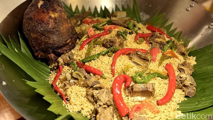 Nasi Kebuli Tiger Prawn Khas Rempah Timur Tengah Hotel Alana Surabaya