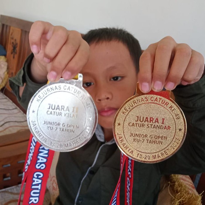 Pecatur cilik berprestasi asal Kabupaten Luwu Timur Adi Wibisana.