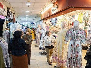 Beli Baju Lebaran hingga Mobil Seken Berkualitas Ada di Blok M Square
