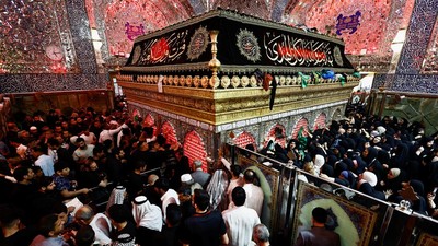 Penampakan Makam Ali bin Abi Thalib yang Ramai Dikunjungi Saat Ramadan