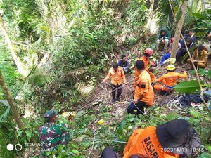 Remaja Tewas Terjatuh ke Jurang Sedalam 80 Meter di Toba