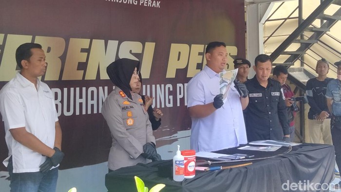 Polisi mengamankan 3 pelaku perang sarung di Surabaya yang masih di bawah umur