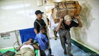 PT Pelayaran Nasional Indonesia (Pelni) memprediksi akan mengalami peningkatan penumpang mudik Lebaran tahun 2023, yakni sebesar 25% dibanding tahun sebelumnya atau 604.183 penumpang, dengan rincian 92.478 kapal perintis dan 511.705 kapal penumpang.