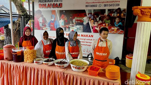Prasmanan Gratis Balai Saji di Antapani yang selalu ramai pengunjung.