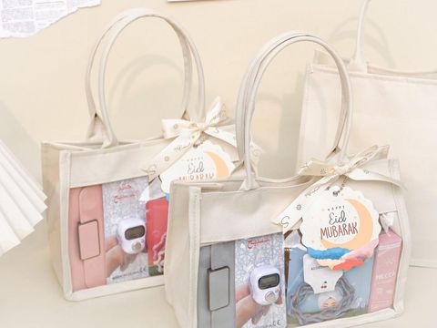 Rekomendasi hampers lebaran murah meriah bisa menjadi pilihan kamu dari Seventeencraft.