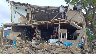 Potret Rumah-rumah Warga Hancur Diterjang Gelombang Tinggi di Kupang