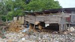 Potret Rumah-rumah Warga Hancur Diterjang Gelombang Tinggi di Kupang