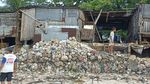 Potret Rumah-rumah Warga Hancur Diterjang Gelombang Tinggi di Kupang