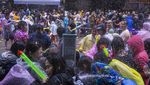 Semarak Perang Air Kembali ke Jalanan Hong Kong, Pertama Sejak Pandemi