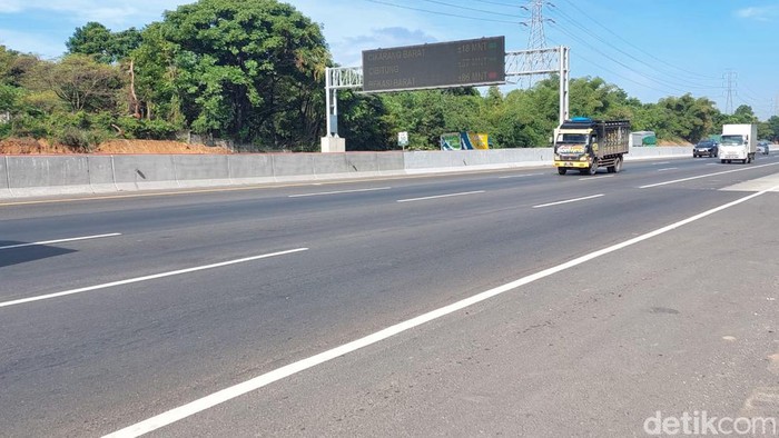 Tol Jakarta-Cikampek Ditambah jadi 4 Lajur