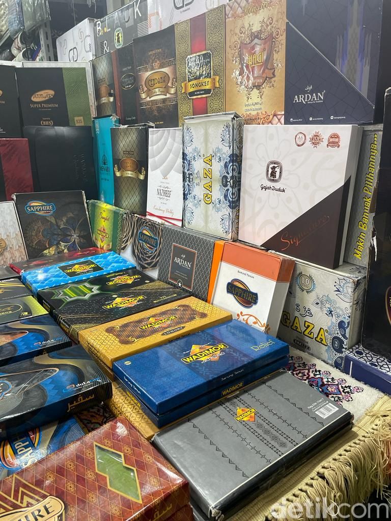 tren sarung tanah abang 2023