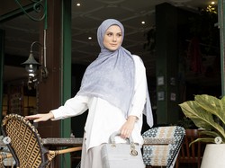 8 Tutorial Hijab Segi Empat Simpel-Malay Look, Ada yang Bikin Pipi Tirus