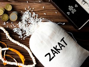 Apa Itu Zakat Mal dan Bedanya dengan Zakat Fitrah?