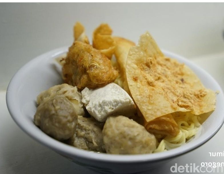 Bakso Plolong Bojonegoro