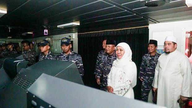Ikhtiar Gubernur Khofifah menjemput malam lailatul qadr.