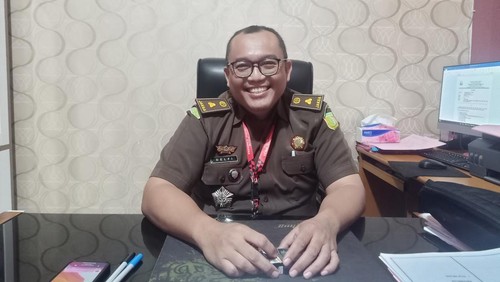 Kasi Pidana Umum (Pidum) Kejaksaan Negeri (Kejari) Jembrana Delfi Trimariono ditemui detikBali, Rabu (12/4/2023).