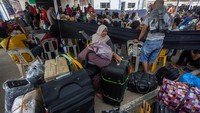 PT Pelayaran Nasional Indonesia (Persero) menambah jumlah kapasitas penumpang KM Kelud dari 2.607 menjadi 3.741 orang.  