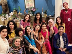 7 Foto Mayangsari Bukber Bareng Geng Artis 90-an, Ada Yuni Shara & Iis Dahlia