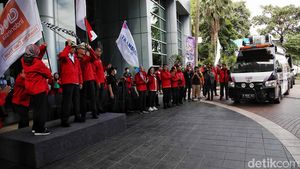 Menhub dan Kakorlantas Lepas Tim Liputan Mudik Transmedia