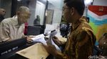 Momen ICW Laporkan 55 Anggota DPR soal LHKPN ke MKD