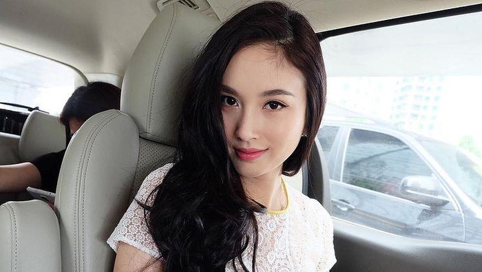 Nong Poy saat masih 'gadis' Nong Poy saat masih 'gadis'