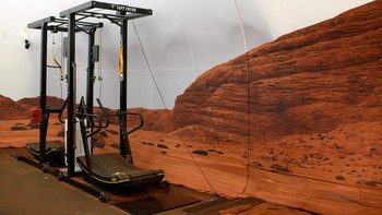Penampakan Mars Dune Alpha CHAPEA di Johnson Space Center, Houston, Texas, Selasa (11/4/2023).  
