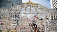 Sementara itu, pemerintah melalui Kementerian Agama (Kemenag) baru akan menggelar sidang isbat pada 20 April 2023 yang bertepatan dengan tanggal 29 Ramadan 1444 H. Biasanya, hasil sidang isbat penentuan awal bulan didasarkan dari data hisab yang juga merujuk pada hasil rukyatul hilal pada sejumlah lokasi di seluruh wilayah Indonesia.