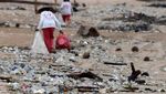 Begini Potret Tumpukan Sampah di Pantai Bali
