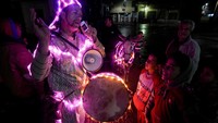 El-Dahshan merupakan seorang Mesaharati atau sebutan untuk orang-orang yang berkeliling permukiman untuk membangunkan warga makan sahur.  