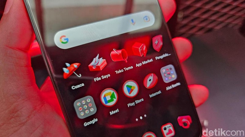 Realme 10 Pro 5G Coca-Cola Edition