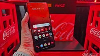 Realme 10 Pro 5G Coca-Cola Edition