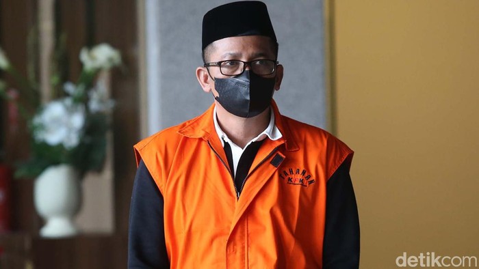 Sahat Tua Simanjuntak Kembali Jalani Pemeriksaan Lanjutan di KPK Tersangka Wakil Ketua DPRD Jawa Timur (nonaktif) Sahat Tua Simanjuntak kembali jalani pemeriksaan lanjutan di KPK.