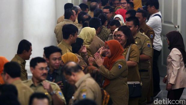 Halalbihalal merupakan tradisi di Indonesia yang dilakukan dengan bermaaf-maafan pada momentum Lebaran. Lalu, bagaimana sejarah halalbihalal di Indonesia?