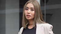 Selfi Nafilah juga hari ini berulang tahun ke-38. (Foto: dok Instagram)