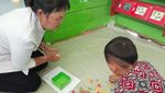Potret Bu Guru Hani, Semangat Mengajar Jelang Pensiun