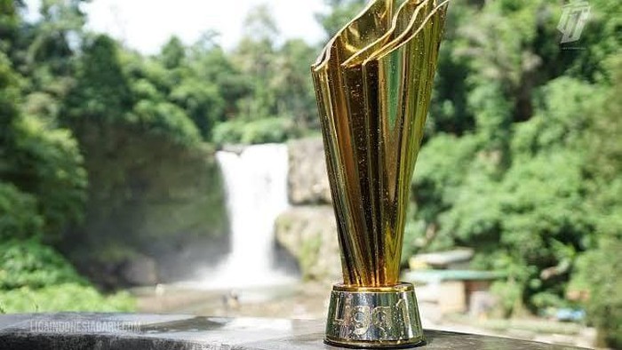 Trofil Liga 1 Indonesia.