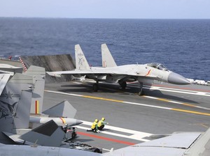 Deretan Jet Canggih dan Kapal Perang China yang Gertak Taiwan