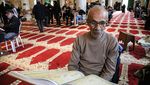 Warga Palestina Berburu Berkah Lailatulqadar di Masjid Al Aqsa