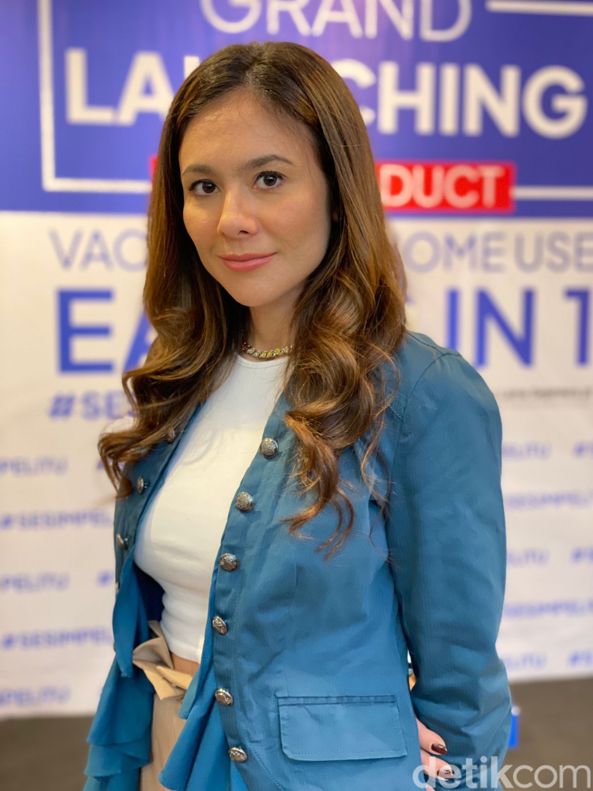 Wulan Gurtino Wulan Gurtino