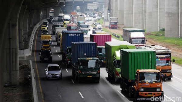 Angkutan Barang Dibatasi Saat Arus Mudik dan Balik Lebaran 2023