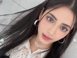 7 Foto Aria X:IN, Idol KPop Cantik Keturunan India yang Curi Atensi