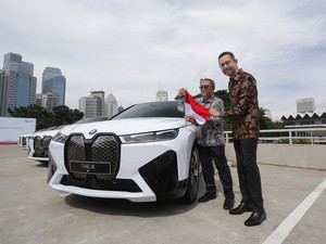 Mobil Listrik BMW iX Jadi Kendaraan Pemimpin Negara KTT ASEAN 2023 di Labuan Bajo