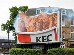 Kumpulan Iklan Bikin Melotot Saking Kreatif dan Kerennya