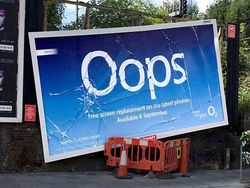 Kumpulan Iklan Bikin Melotot Saking Kreatif dan Kerennya