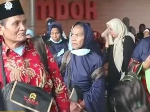 93 jemaah umrah Lombok Tengah telantar di Jakarta dan gagal berangkat.