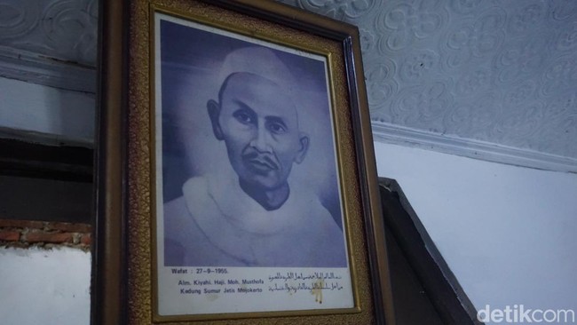 Mengenal KH Musthofa, Ulama Besar Mojokerto Berjuluk Kiai Tiban