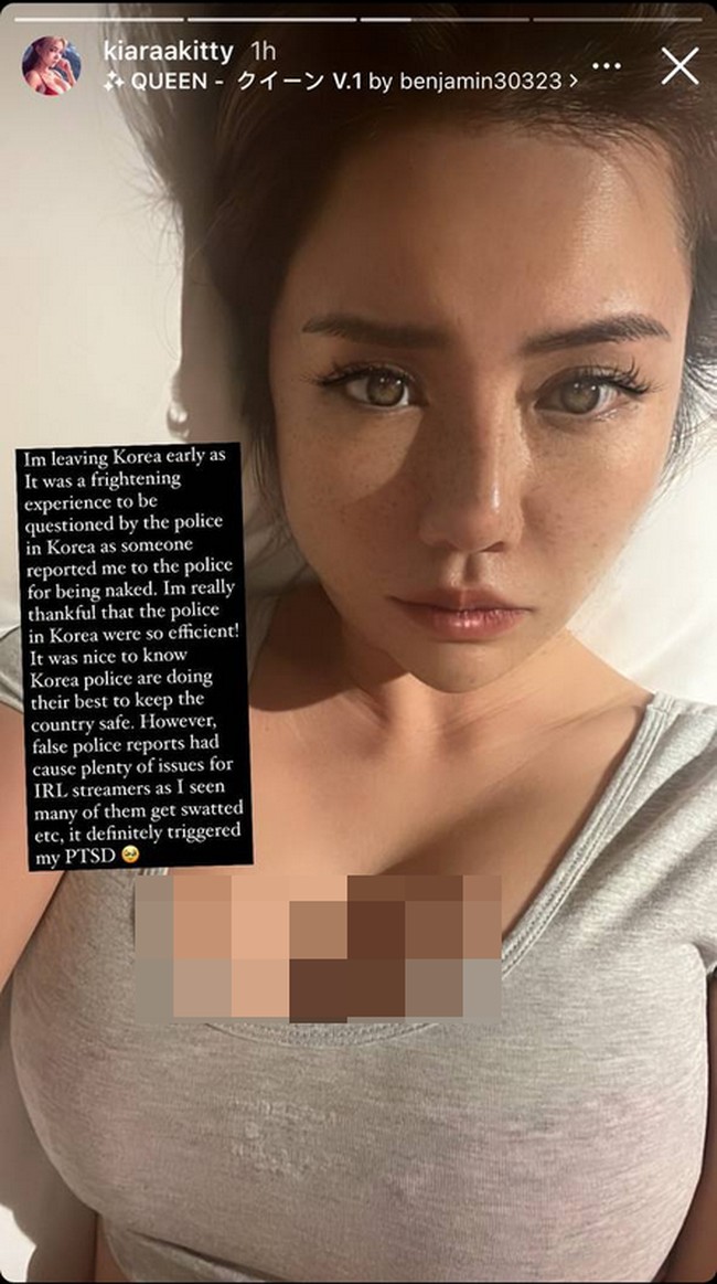 Meski terlihat meladeni polisi sambil tersenyum, tak lama setelah itu Kiaraakitty mengaku terkejut dan takut dengan kejadian tersebut. Wanita 21 tahun tersebut bahkan sampai pulang lebih cepat setelah insiden livestreaming itu.Foto: Instagram @kiaraakitty