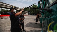 Kegiatan ramp cek ini bertujuan memeriksa uji kelayakan bus angkutan mudik.
